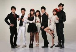 组合恋爱爆料视频大全,揭秘热门组合恋爱爆料视频大盘点